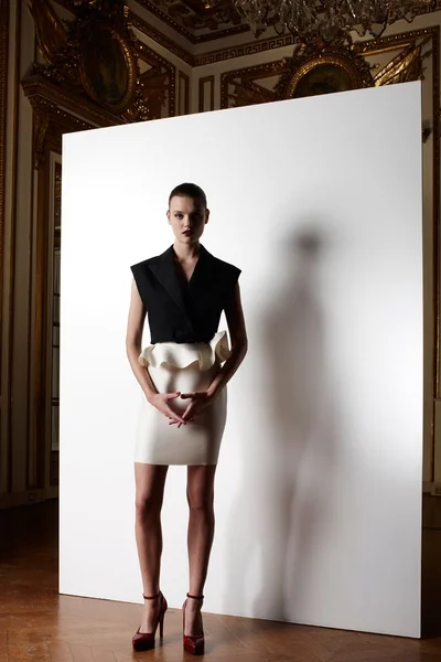 Look 8